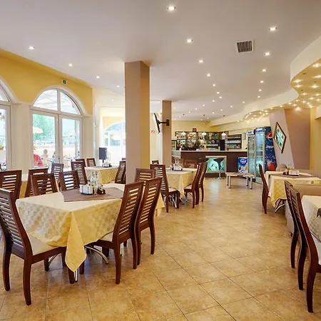 Ξενοδοχείο με διαμερίσματα Prestige City 1 Σάνι Μπιτς